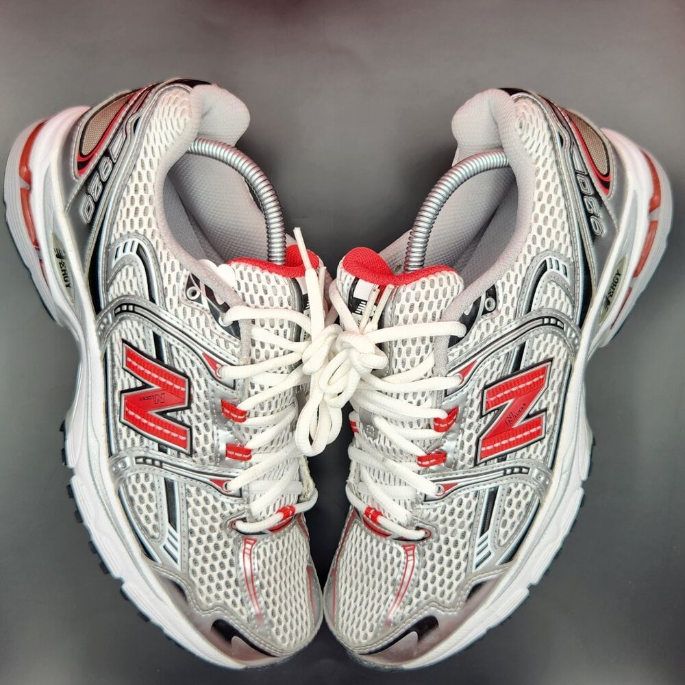 New Balance 920 (2011) - Picture 6 of 7